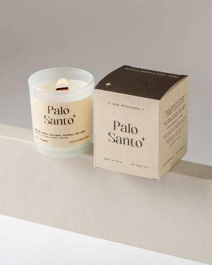 Bougie Palo Santo et sa boîte, musc blanc, patchouli et palo santo, bougie à mèche de bois en cire de coco et soya coulée à la main à Montréal